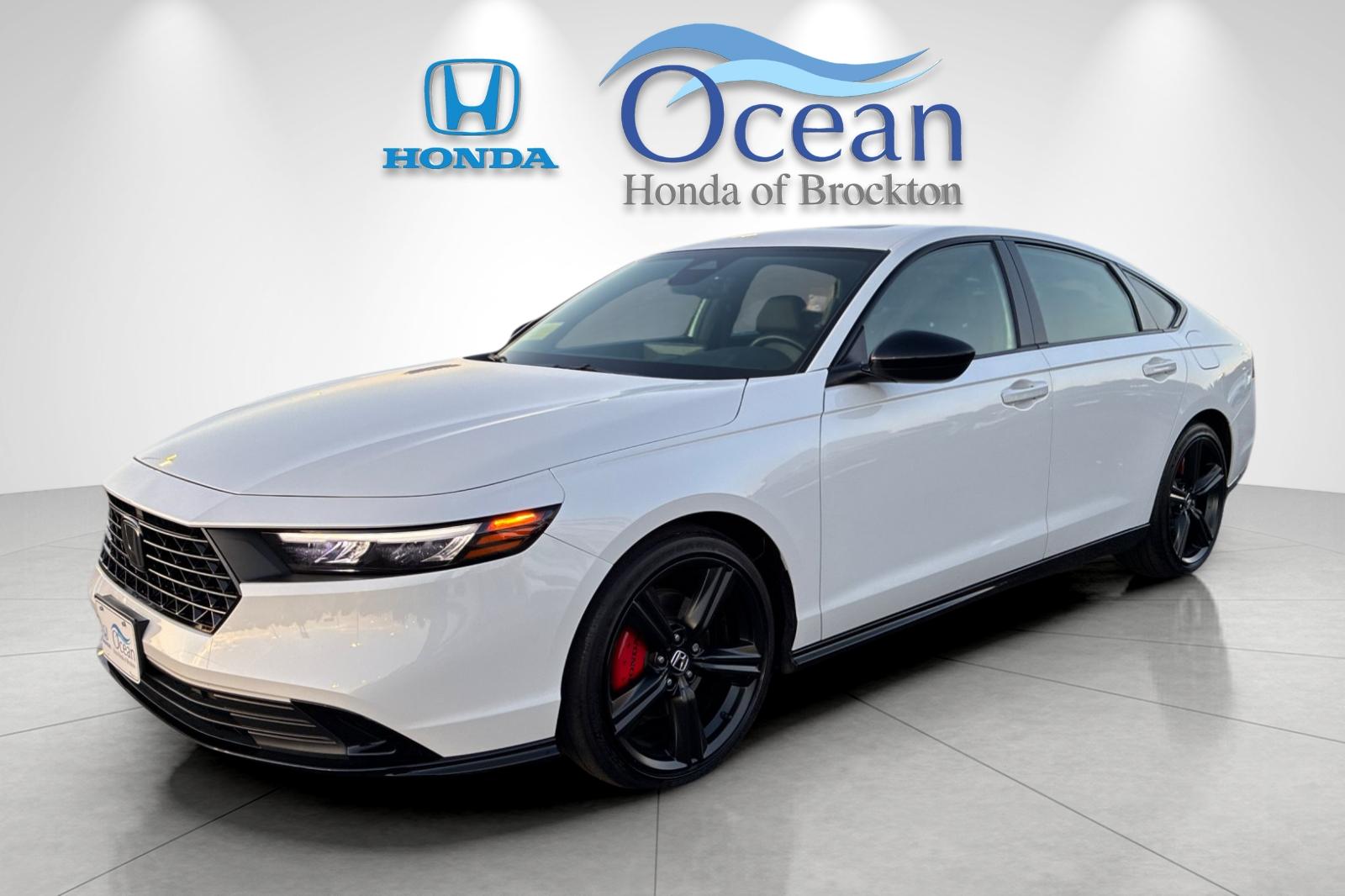 Used 2024 Platinum White Pearl Honda Sport-L image 7