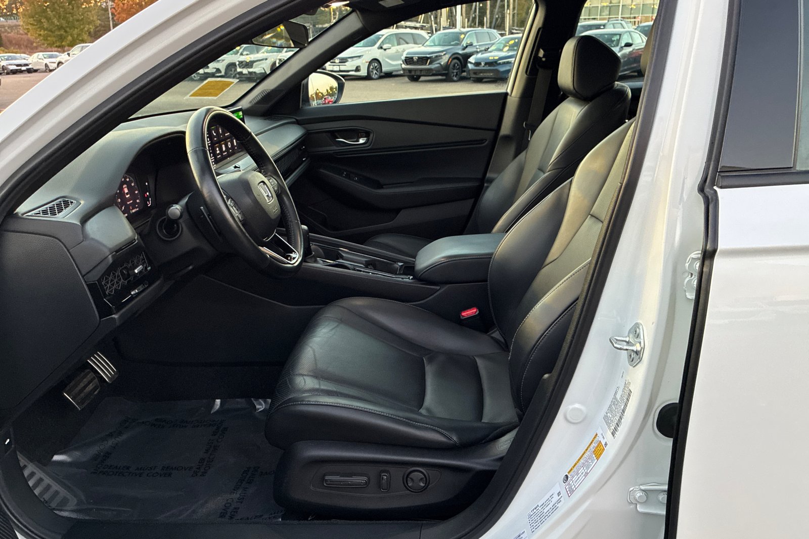 Used 2024 Platinum White Pearl Honda Sport-L image 11