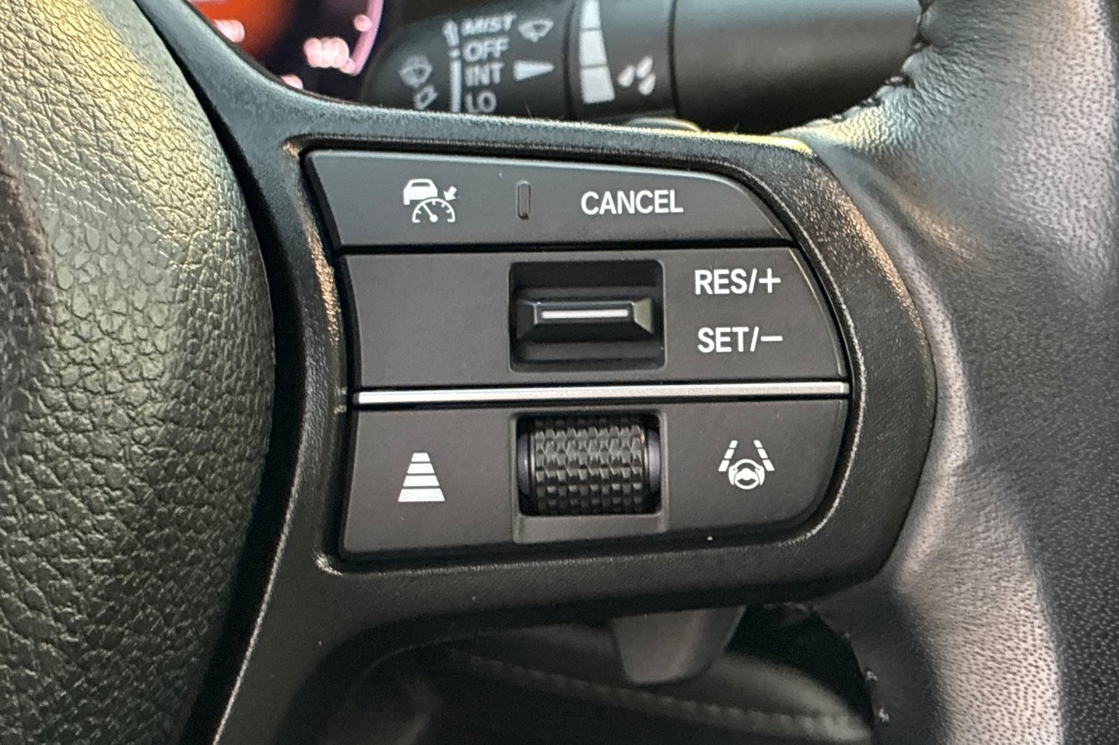 Used 2024 Platinum White Pearl Honda Sport-L image 32