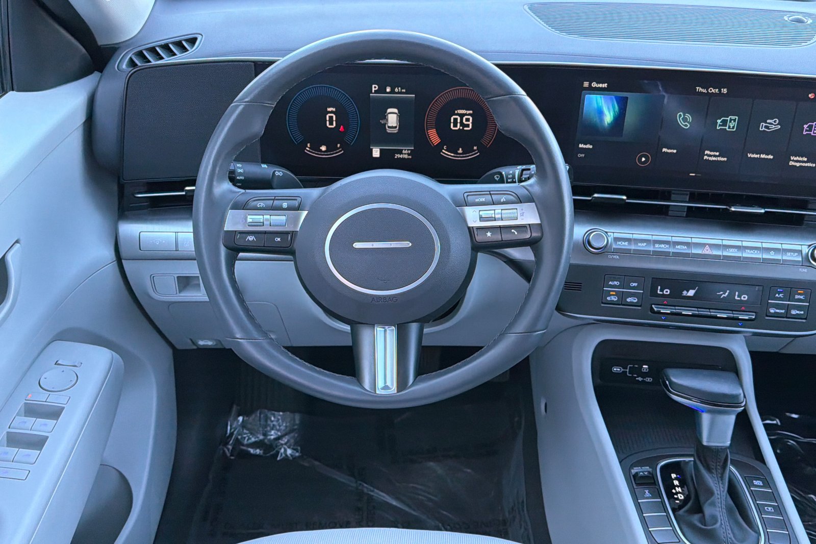 Used 2025 White Hyundai SEL image 11