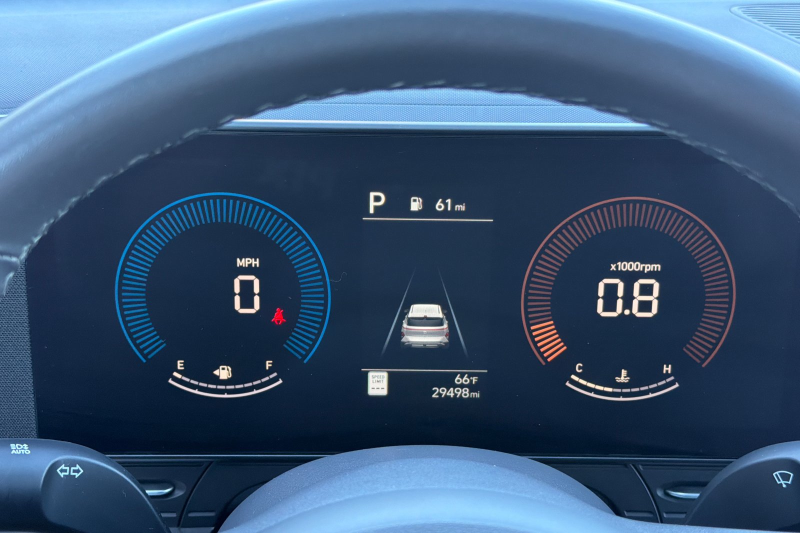 Used 2025 White Hyundai SEL image 21