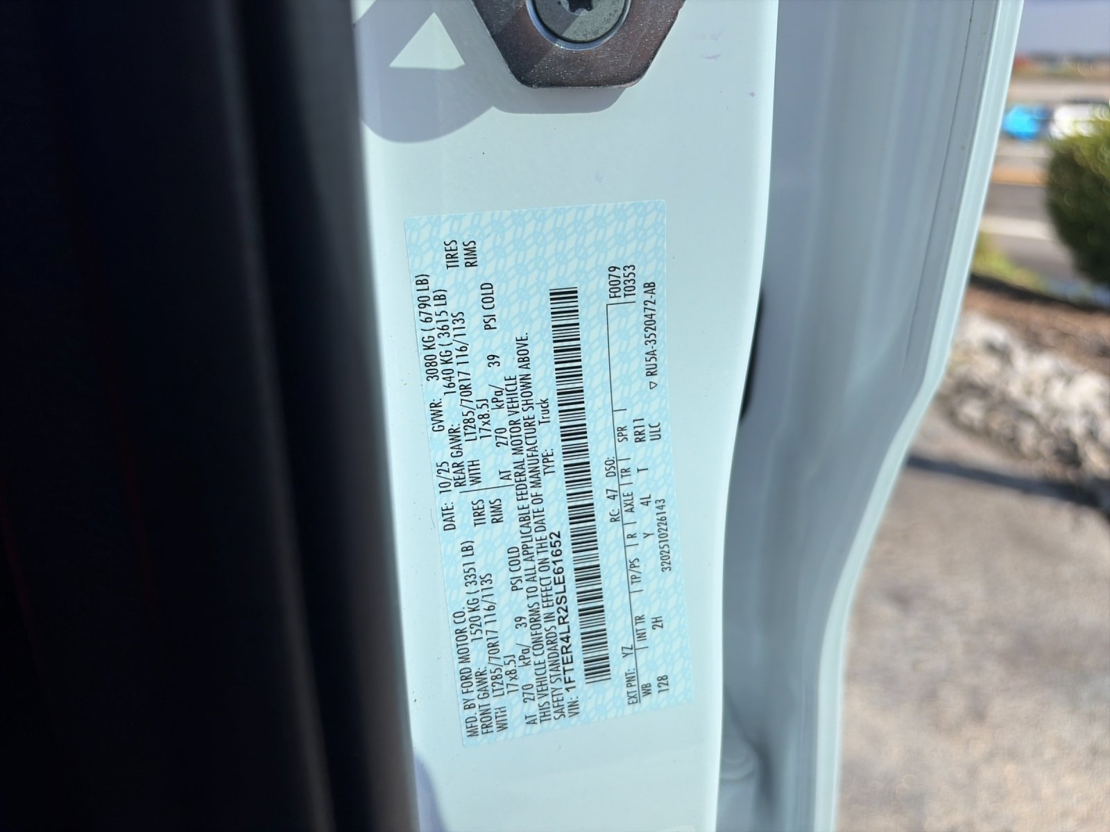 Used 2025 Oxford White Ford Raptor image 33