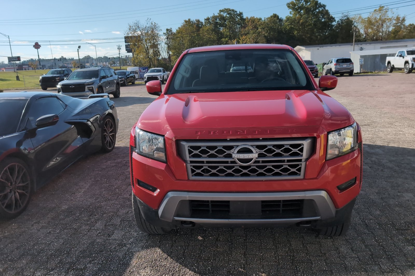 Used 2022 Red Nissan SV image 9