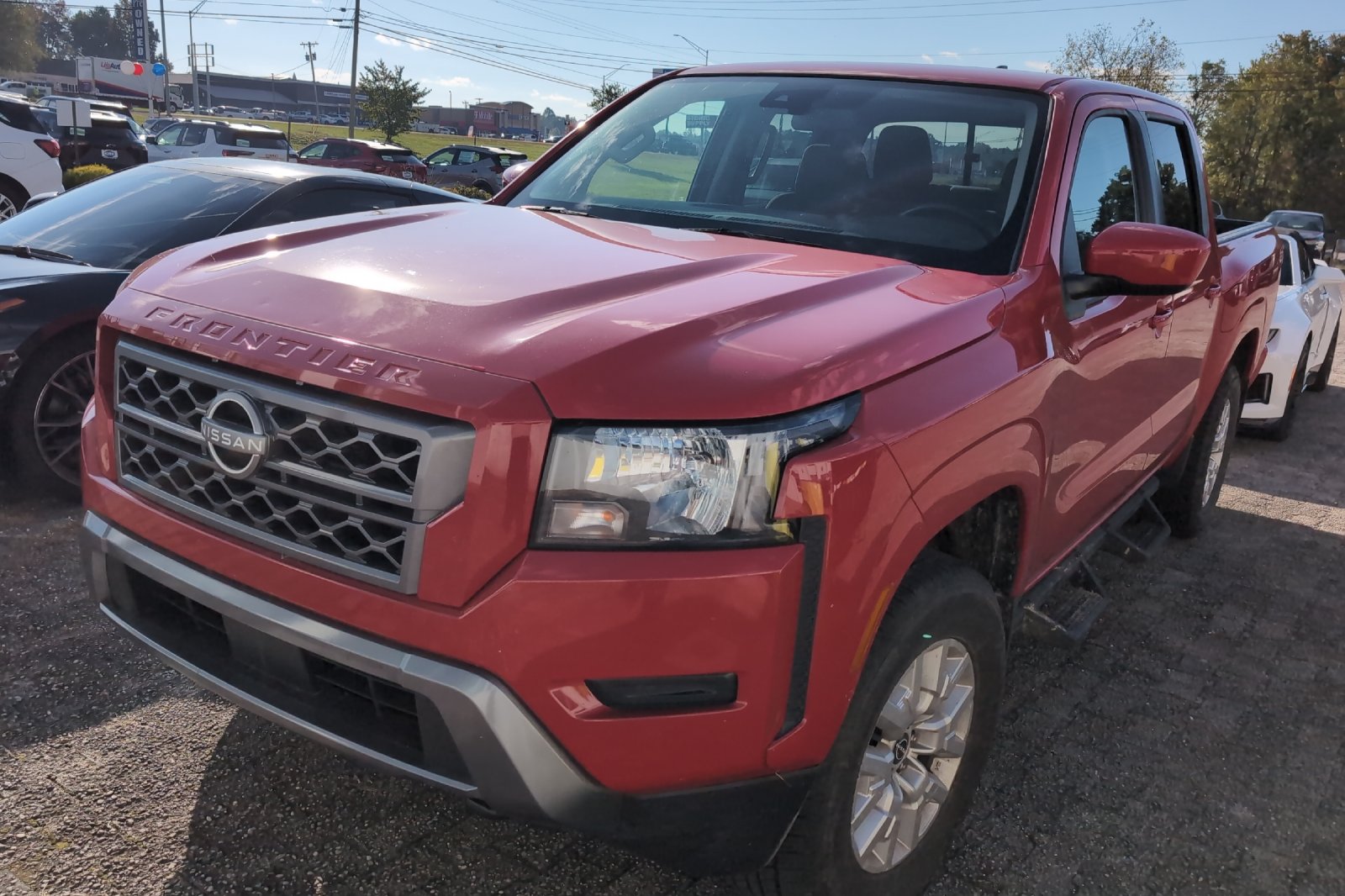 Used 2022 Red Nissan SV image 11