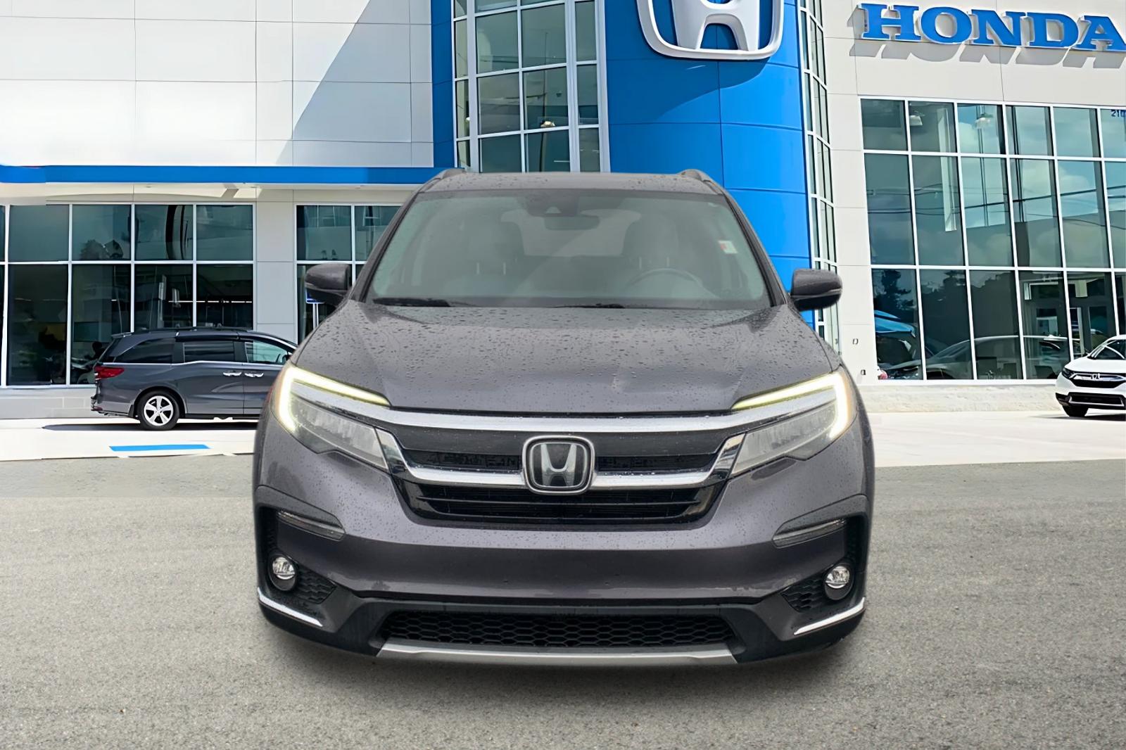 Certified Used 2020 Gray Honda Touring image 8