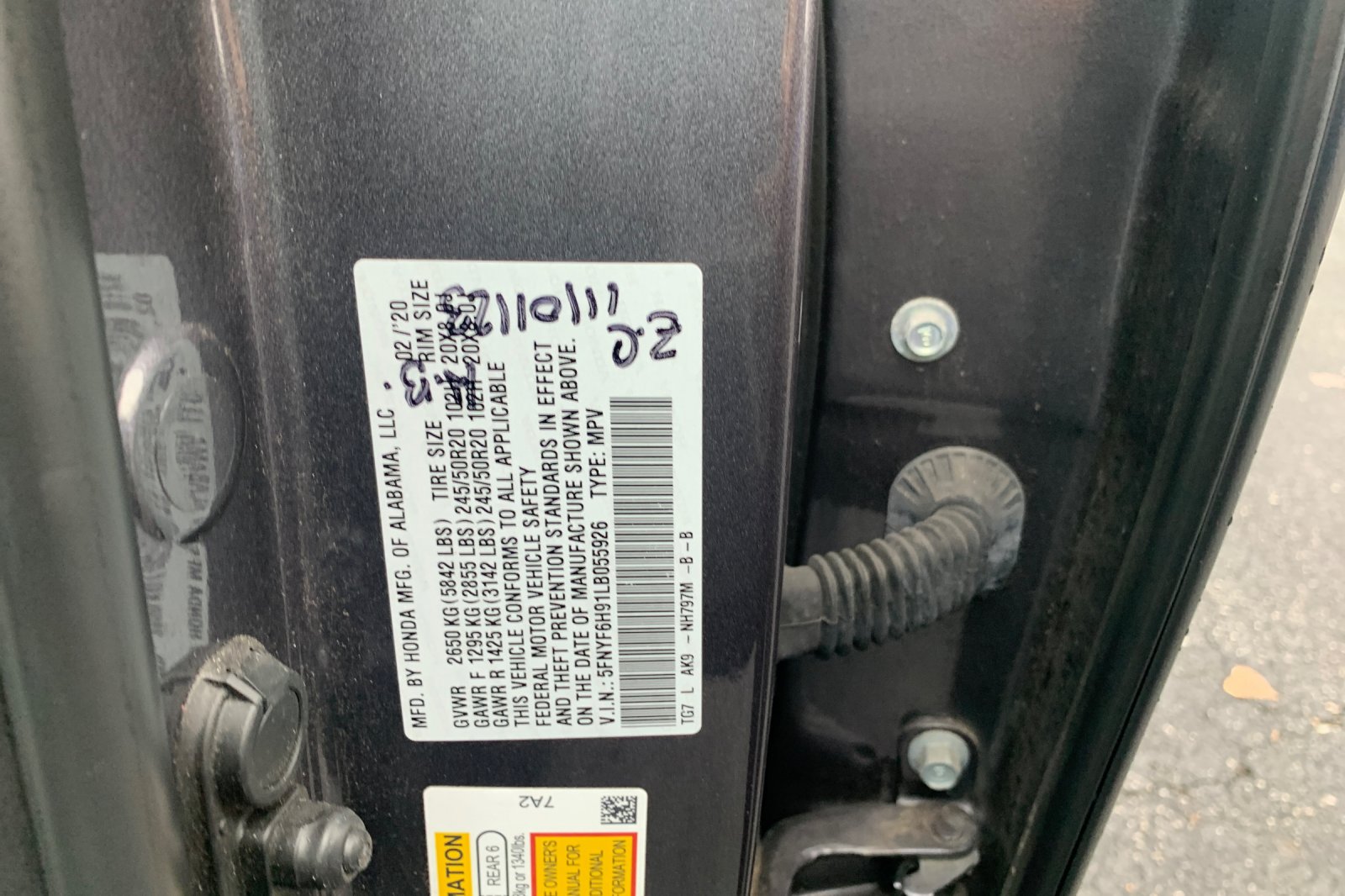 Certified Used 2020 Gray Honda Touring image 9