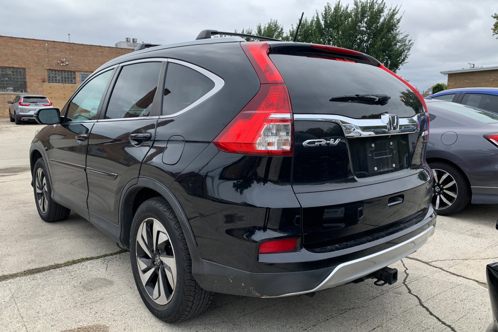 Certified Used 2016 Black Honda Touring image 3
