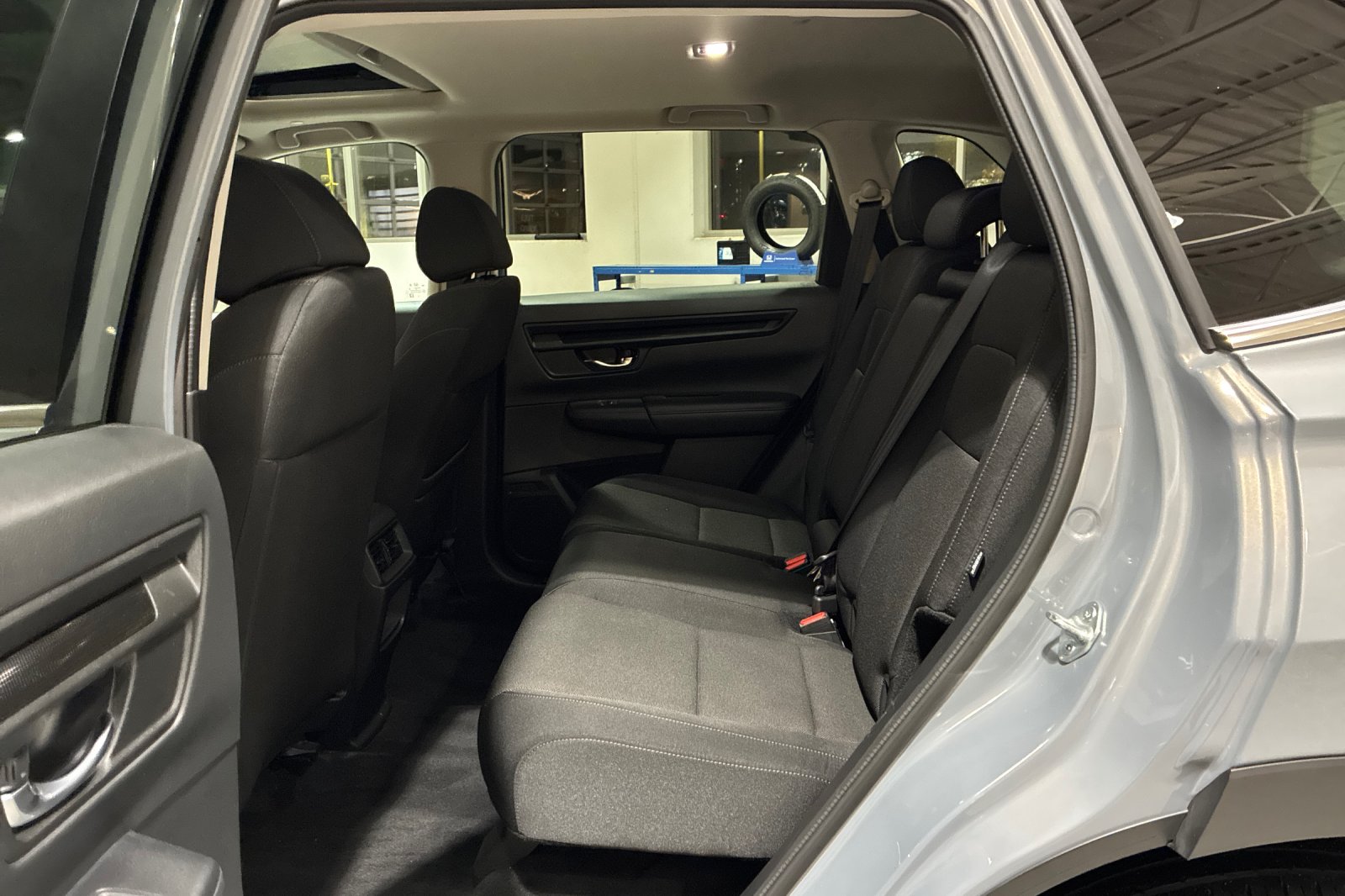Used 2025 Urban Gray Pearl Honda EX image 15