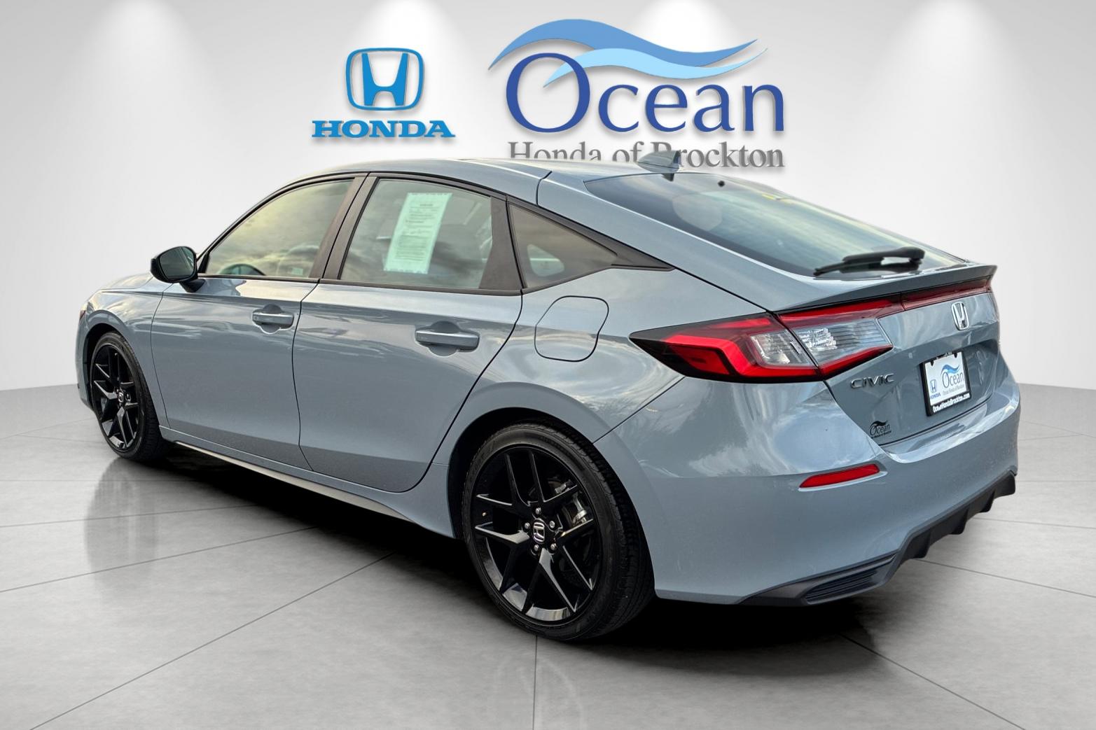 Used 2024 Meteorite Gray Metallic Honda Sport image 5