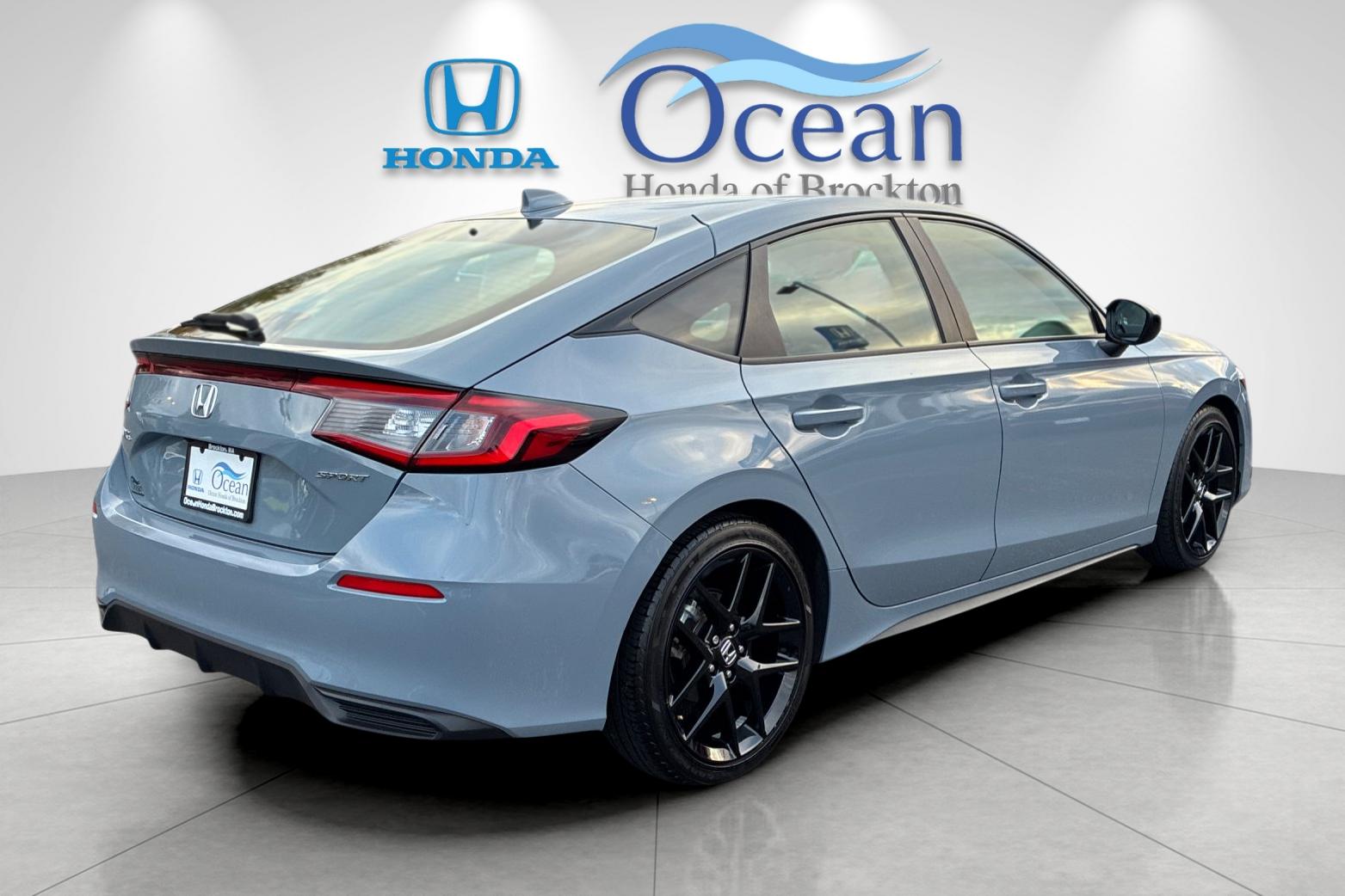 Used 2024 Meteorite Gray Metallic Honda Sport image 3