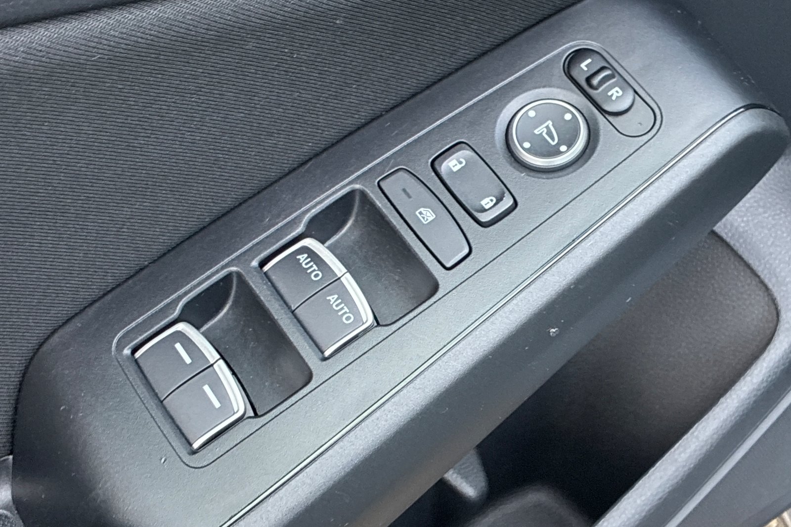 Used 2024 Meteorite Gray Metallic Honda Sport image 13