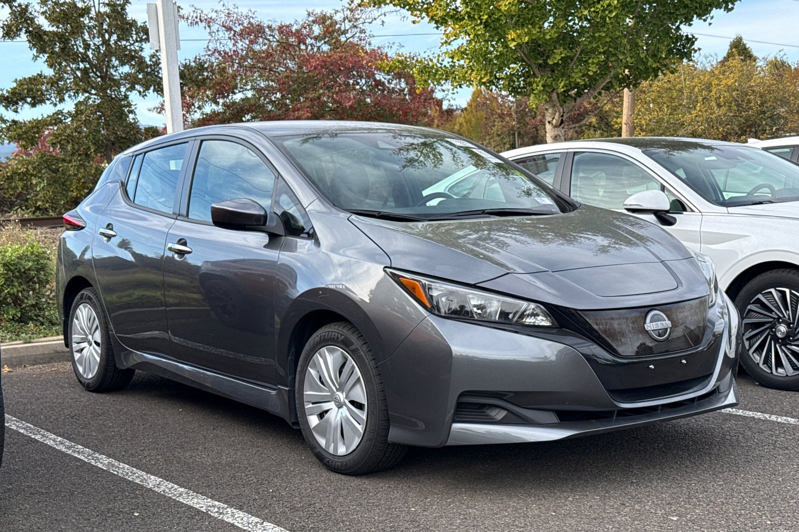 2025 Nissan Leaf S