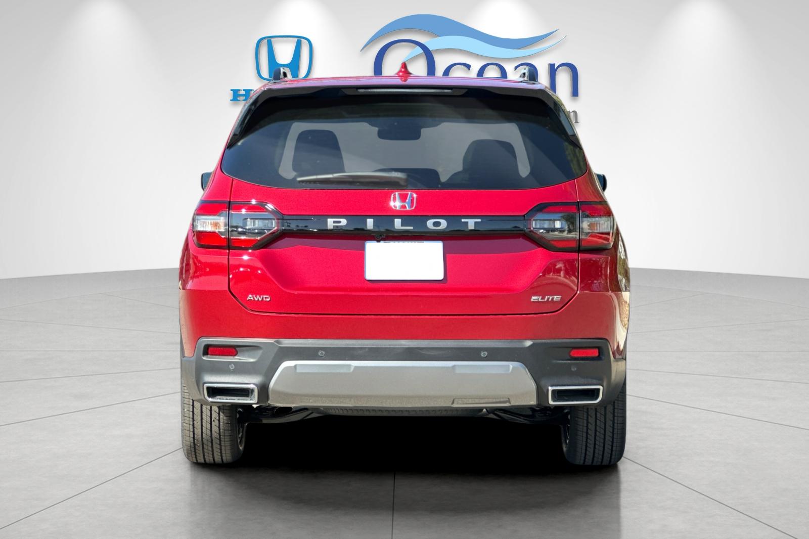 New 2026 Radiant Red Metallic II Honda Elite image 4