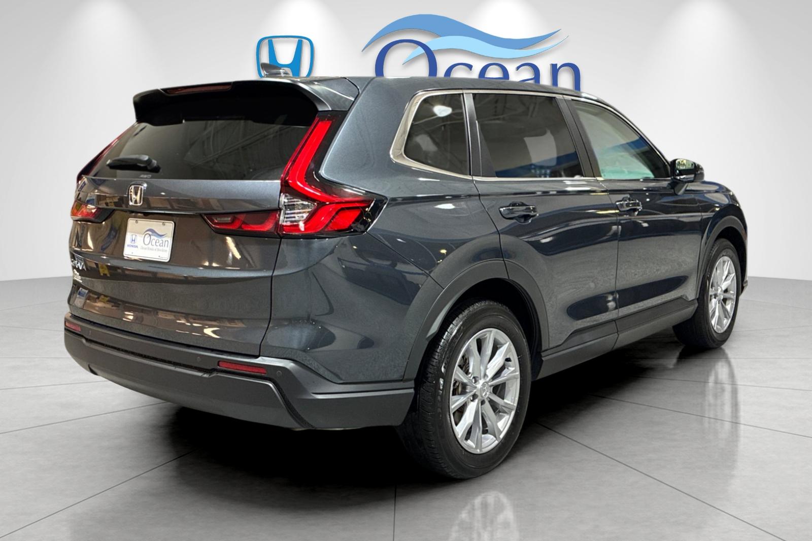 Used 2025 Meteorite Gray Metallic Honda EX-L image 3