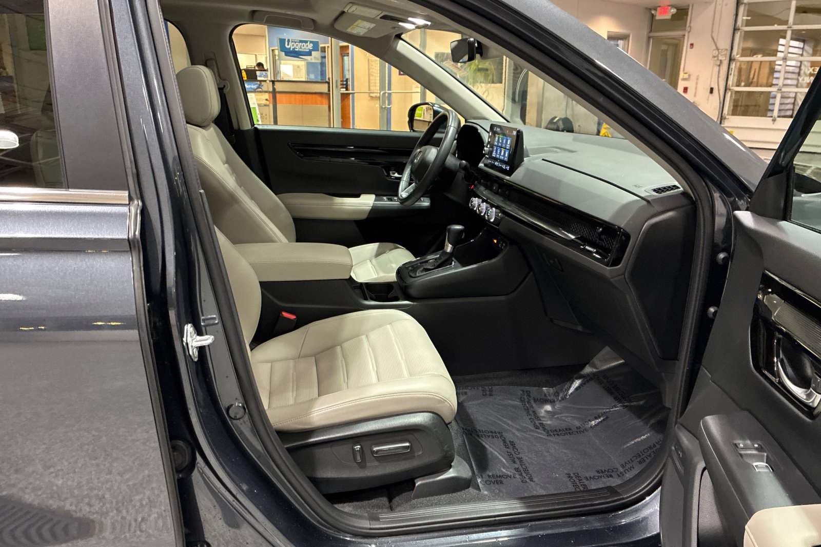 Used 2025 Meteorite Gray Metallic Honda EX-L image 22