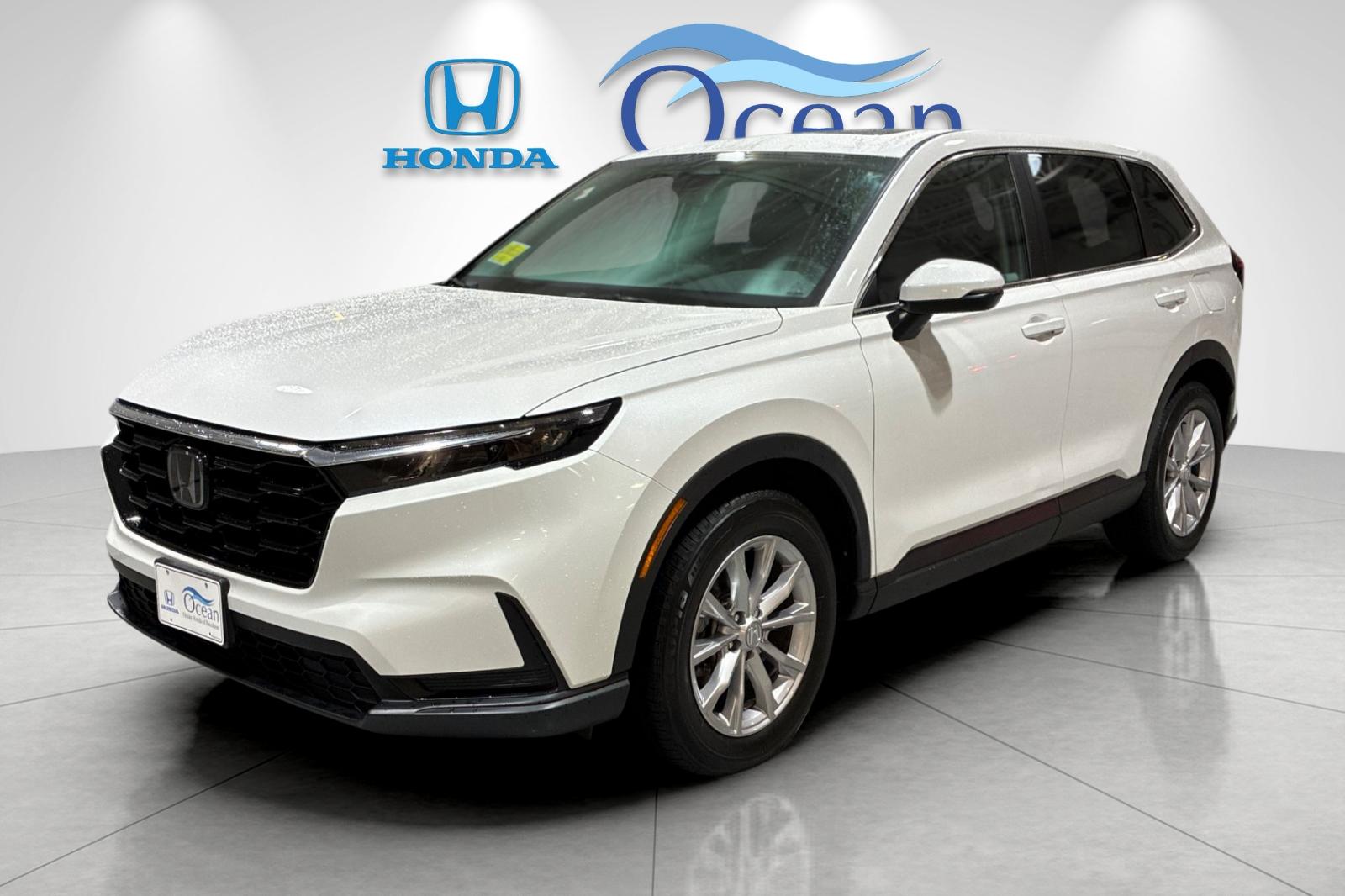 Used 2024 Platinum White Pearl Honda EX image 5