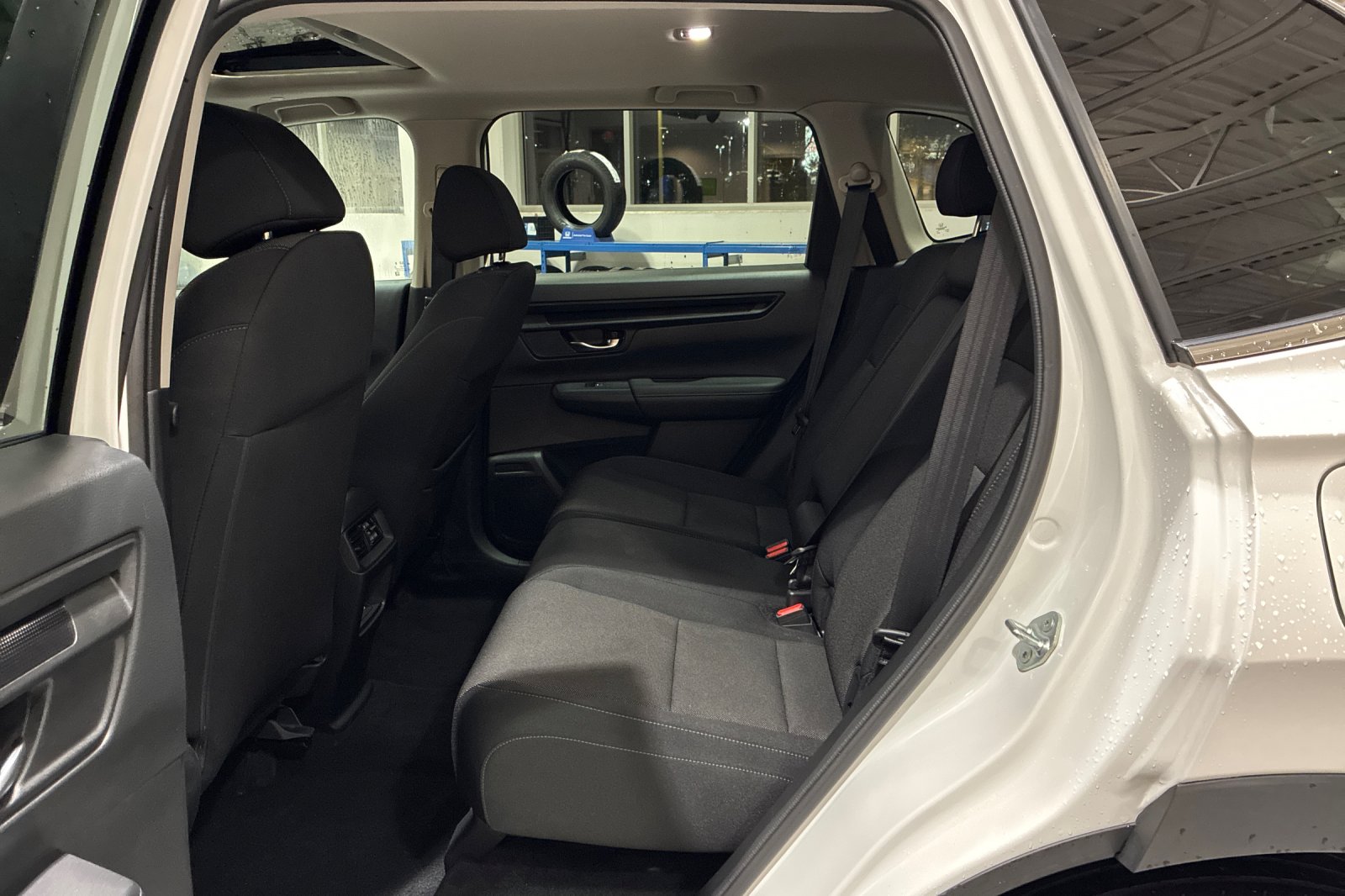 Used 2024 Platinum White Pearl Honda EX image 13