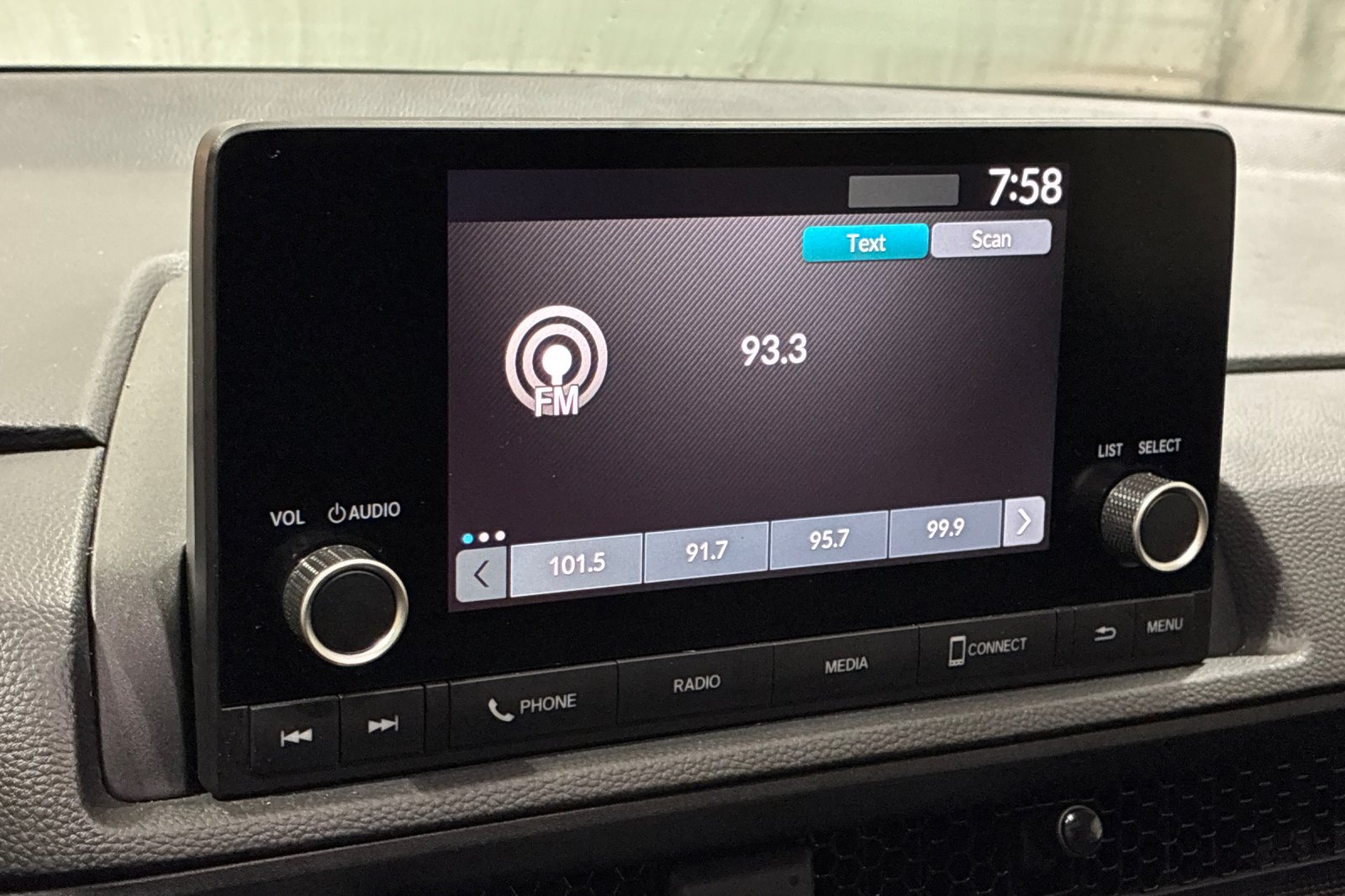 Used 2024 Platinum White Pearl Honda EX image 22