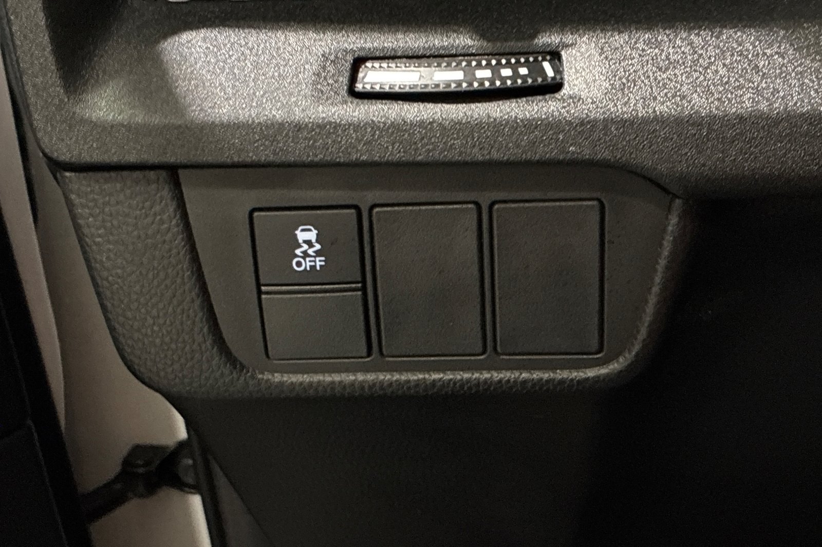 Used 2024 Platinum White Pearl Honda EX image 37