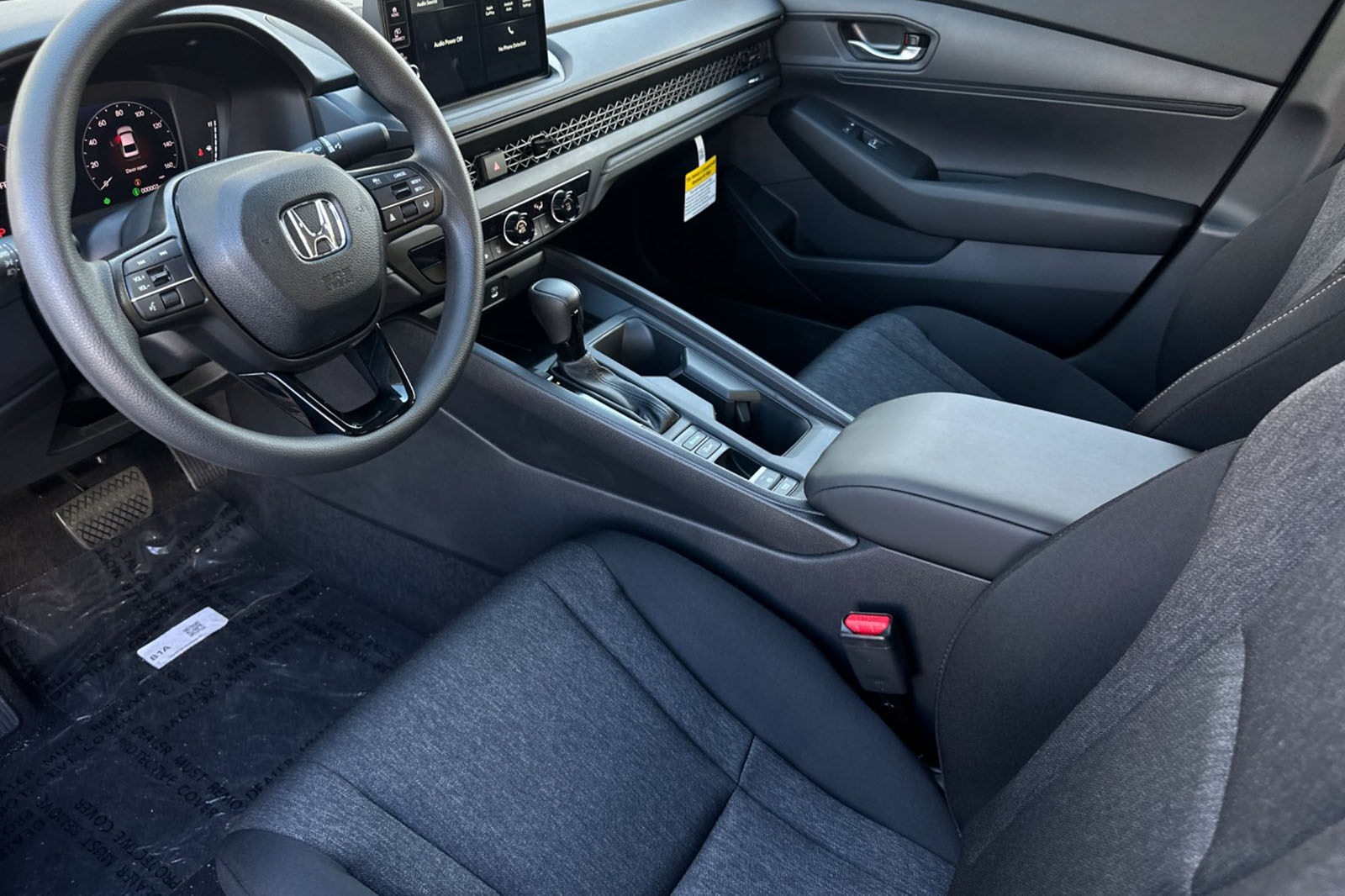 New 2026 Platinum White Pearl Honda LX image 10