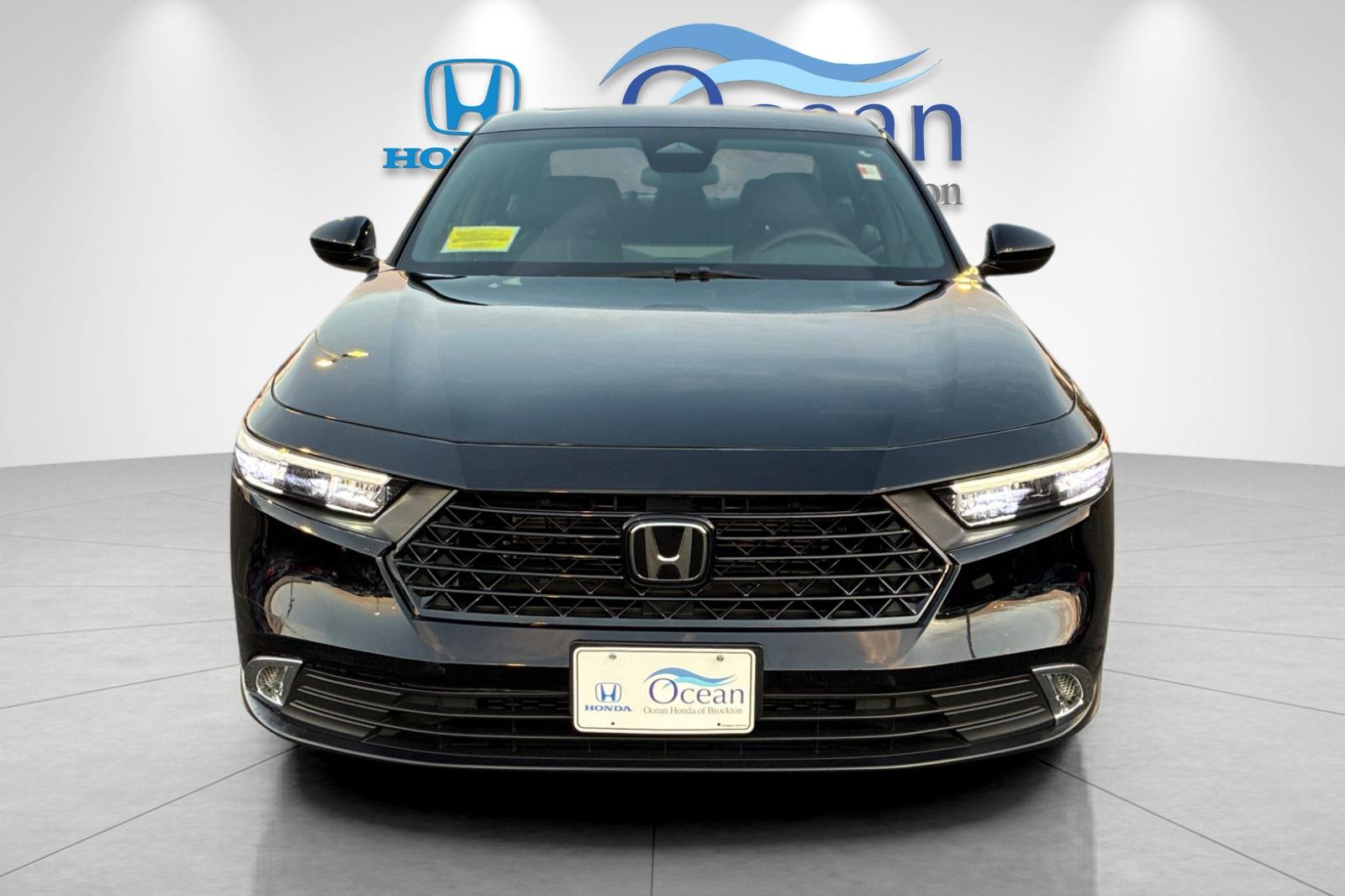 Used 2025 Crystal Black Pearl Honda Sport image 8