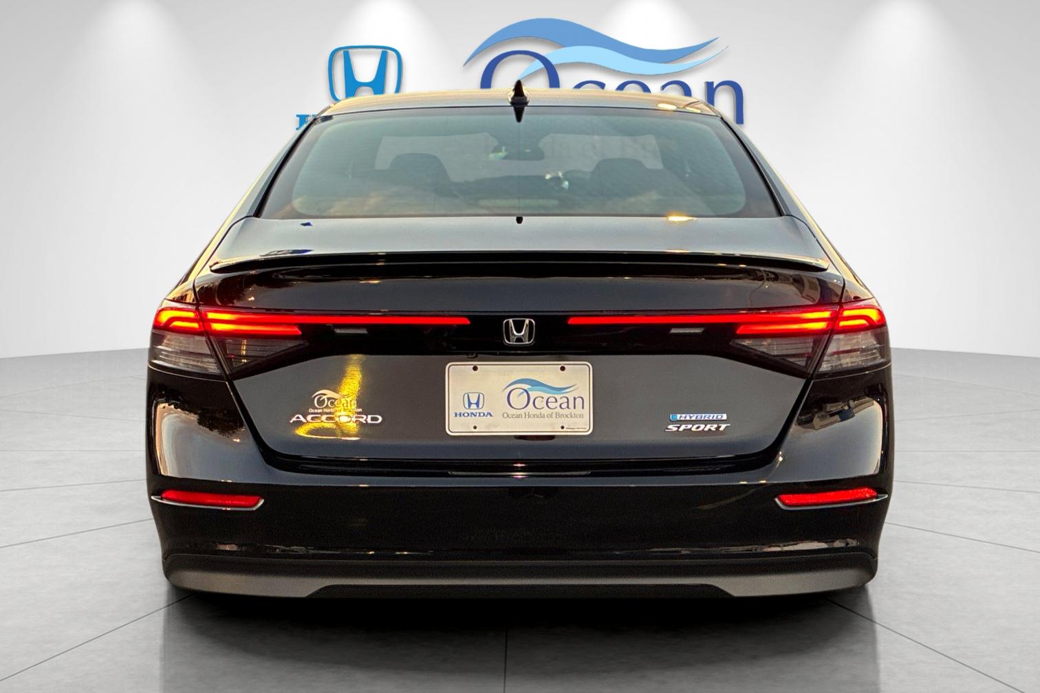 Used 2025 Crystal Black Pearl Honda Sport image 4