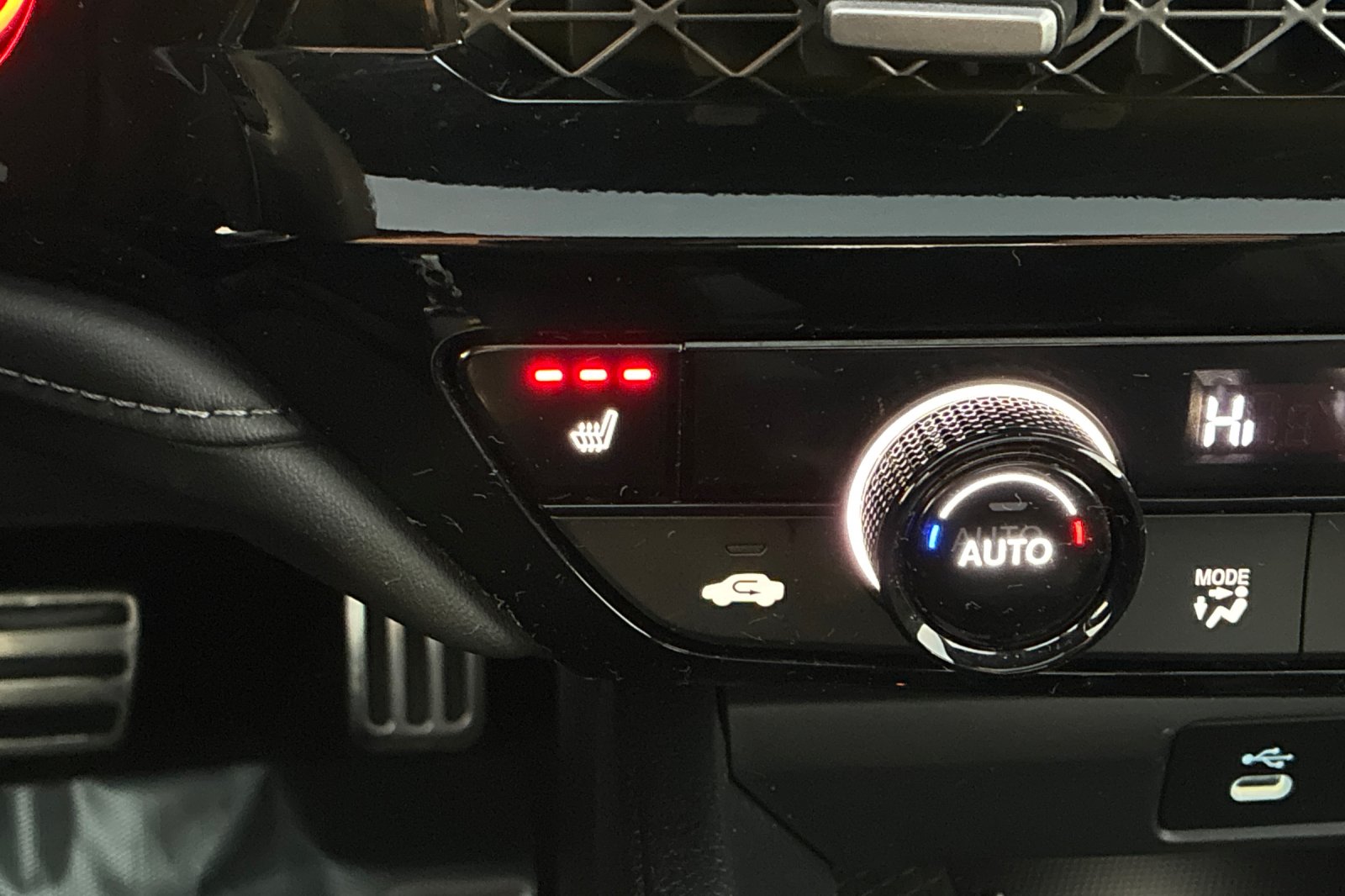 Used 2025 Crystal Black Pearl Honda Sport image 35