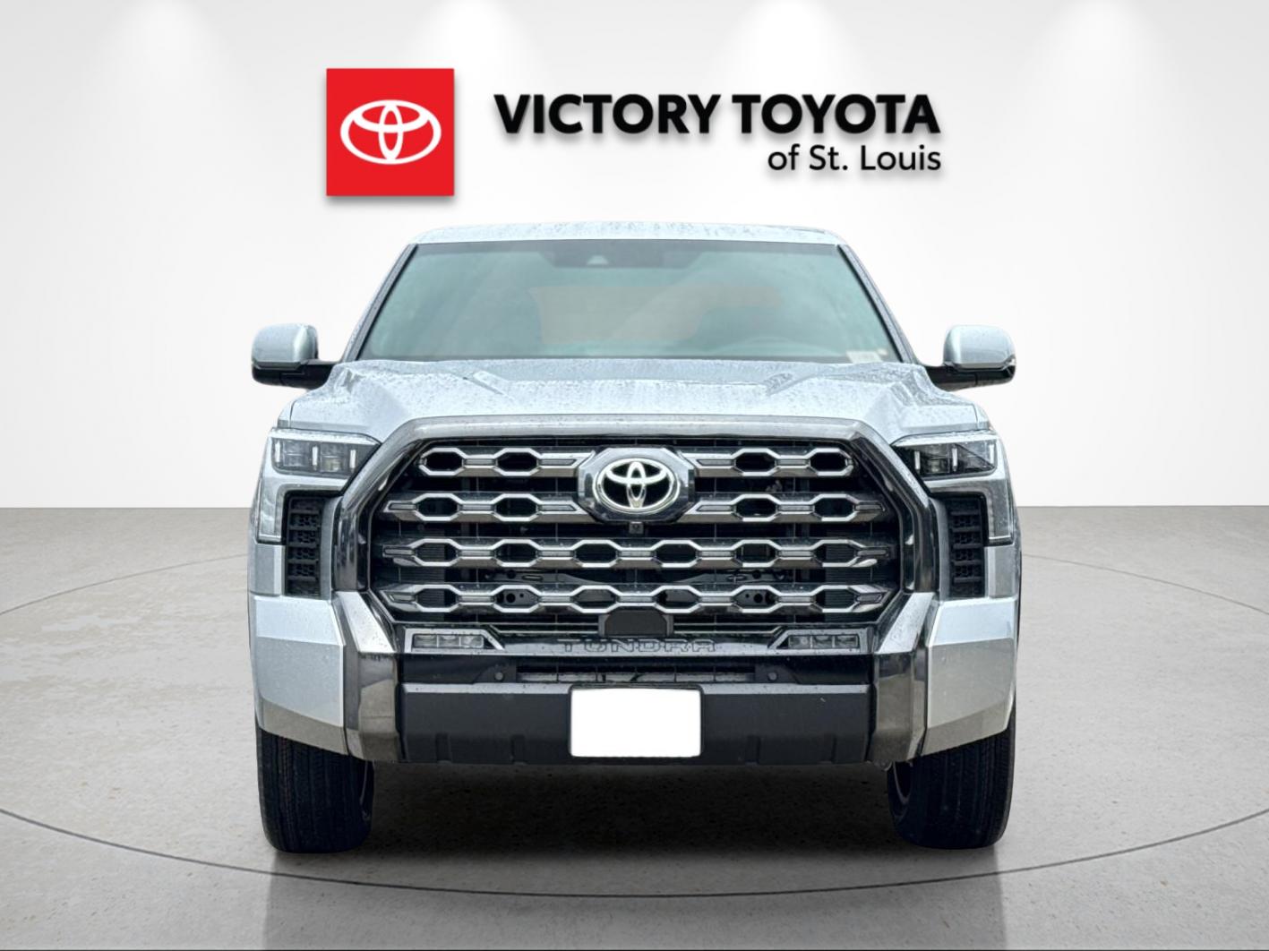 New 2026 Celestial Silver Metallic Toyota Platinum image 8