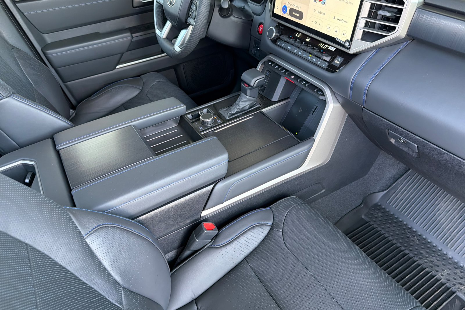 New 2026 Celestial Silver Metallic Toyota Platinum image 14