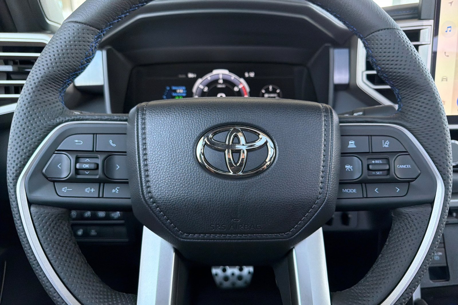 New 2026 Celestial Silver Metallic Toyota Platinum image 21