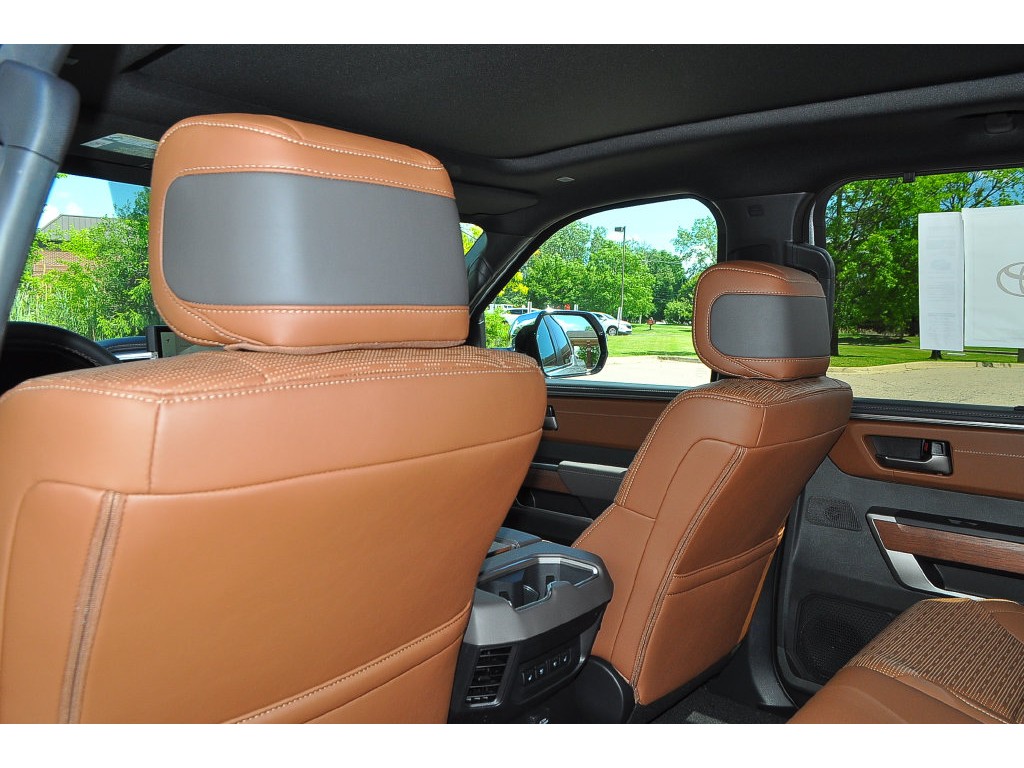 2026 Toyota Tundra 1794 Edition - Photo 12