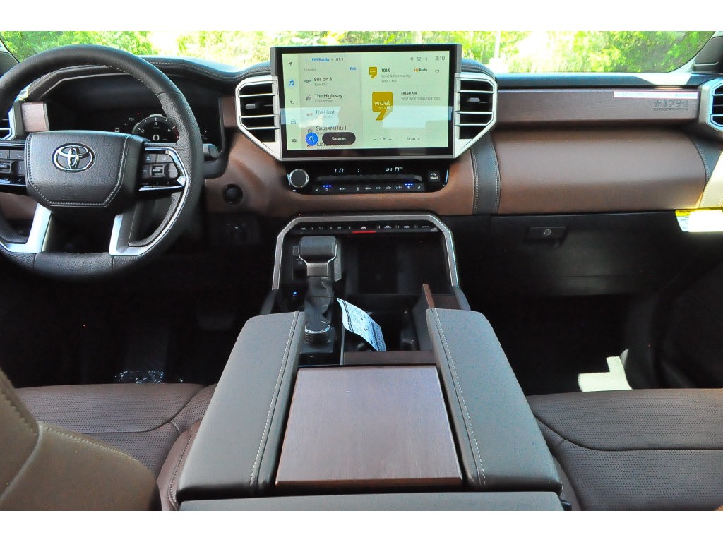 2026 Toyota Tundra 1794 Edition - Photo 15