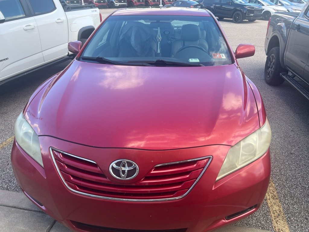 Used 2008 Red Toyota LE image 2