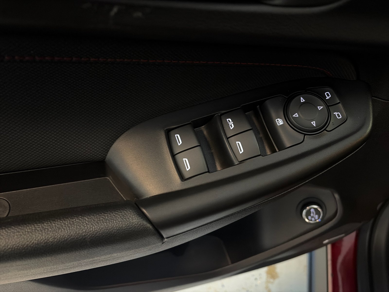 Used 2023 Crimson Chevrolet RS image 13