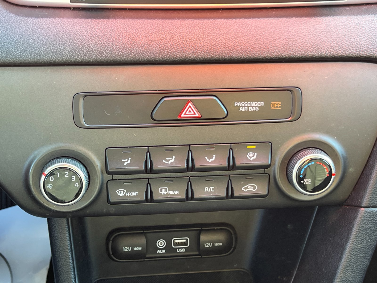 Used 2018 Mineral Silver Kia LX image 22