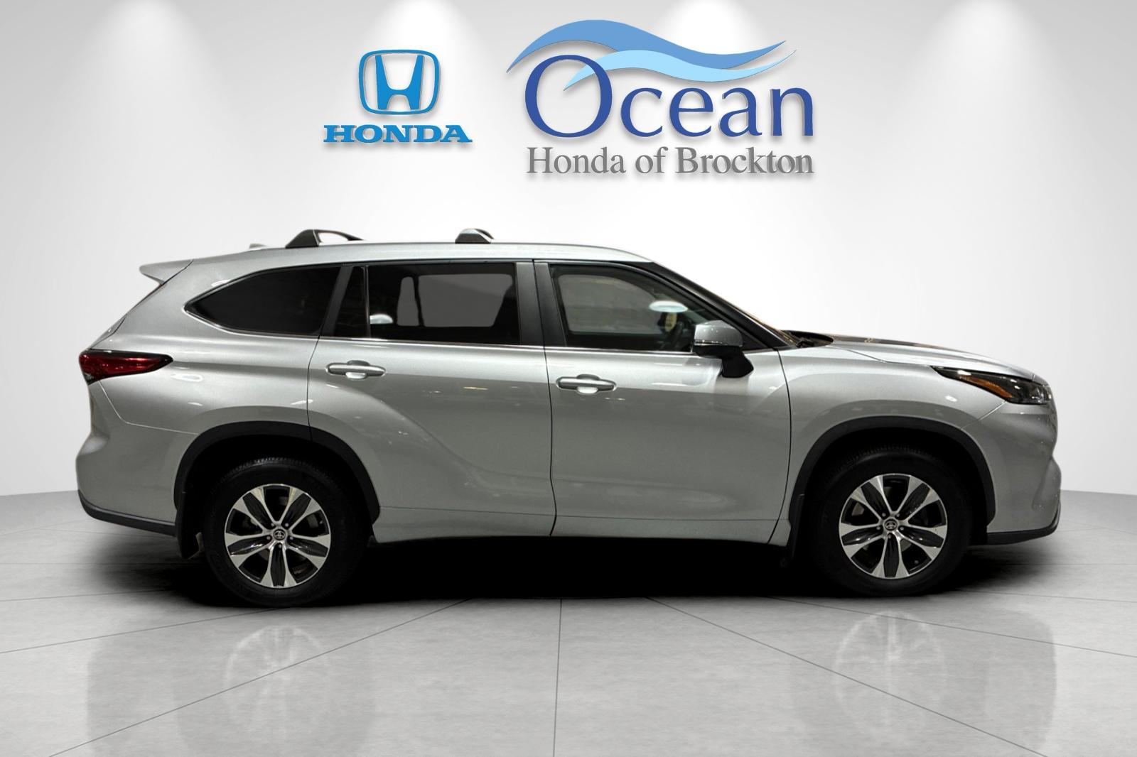 Used 2023 Celestial Silver Metallic Toyota XLE image 2