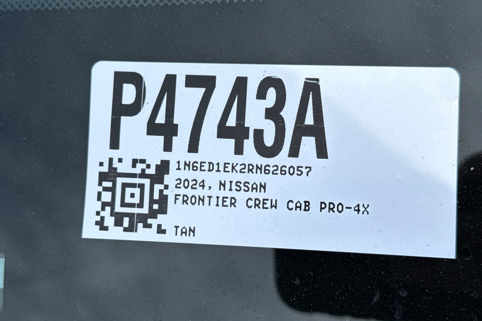 Used 2024 Beige Nissan PRO-4X image 3