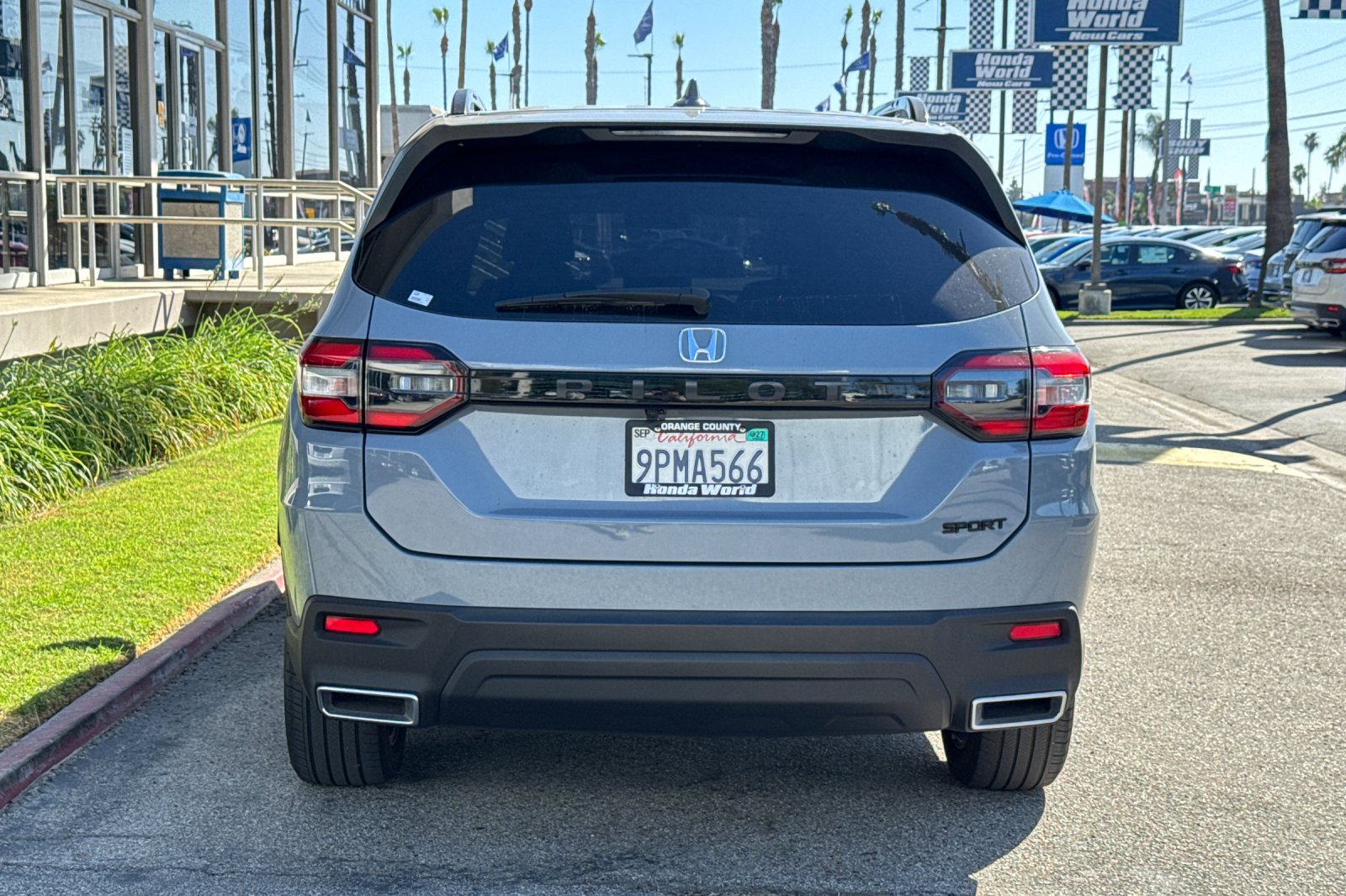 Certified Used 2025 Sonic Gray Pearl Honda Sport image 6