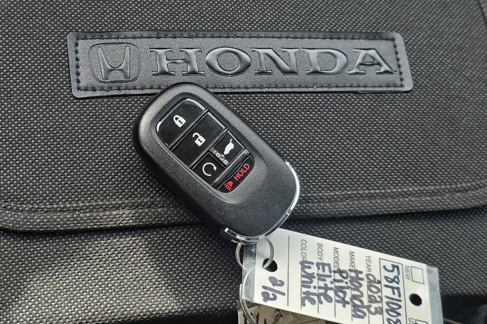 Used 2023 Platinum White Pearl Honda Elite image 9