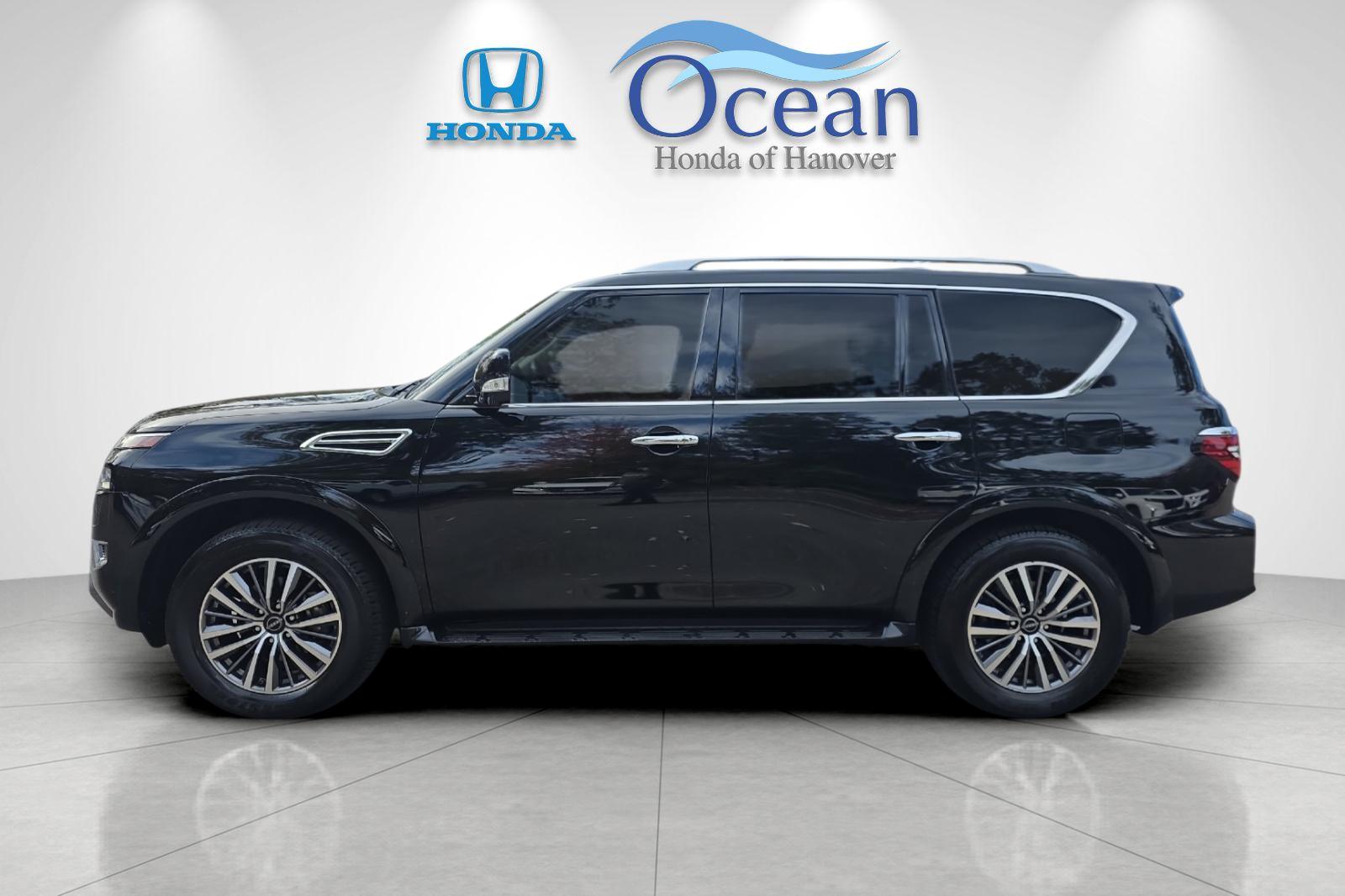 Used 2024 Super Black Nissan SL image 6