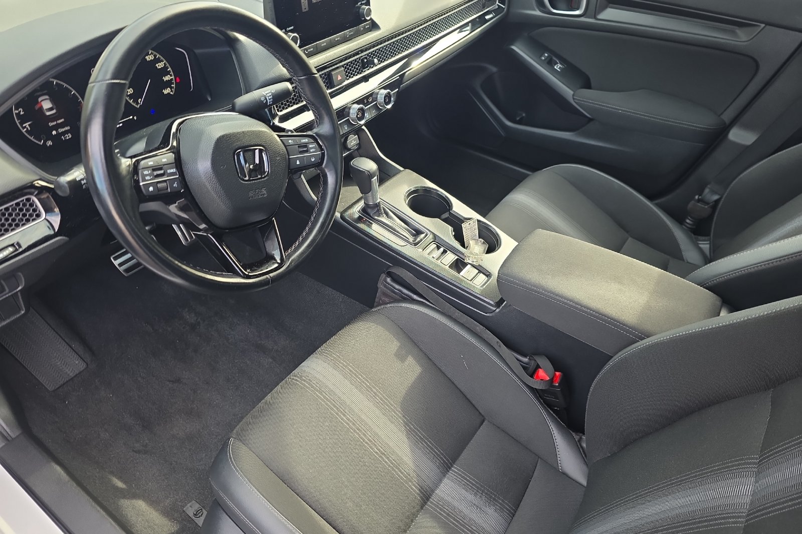 Used 2024 Platinum White Pearl Honda Sport image 11
