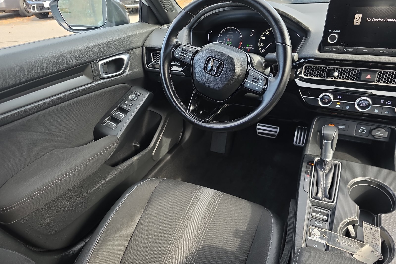 Used 2024 Platinum White Pearl Honda Sport image 15