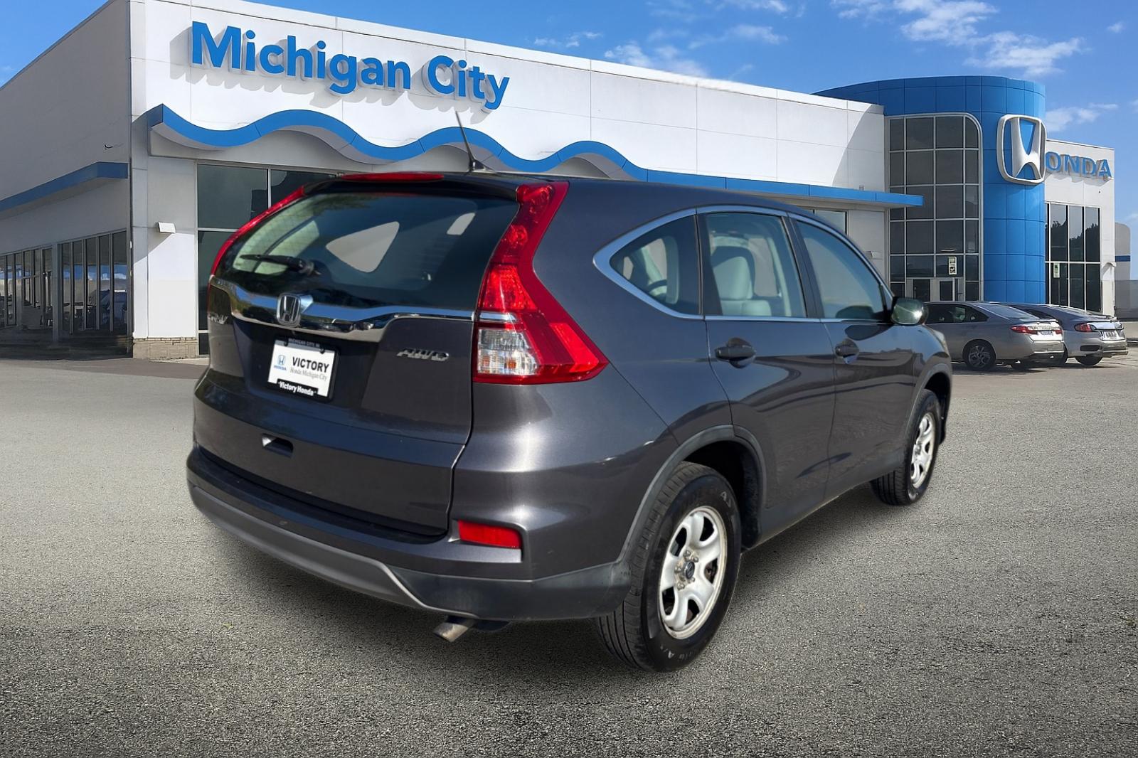 Used 2015 Modern Steel Metallic Honda LX image 5