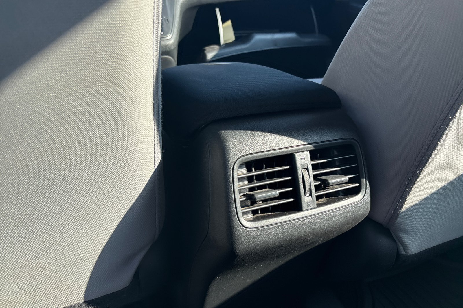 Used 2015 Modern Steel Metallic Honda LX image 15