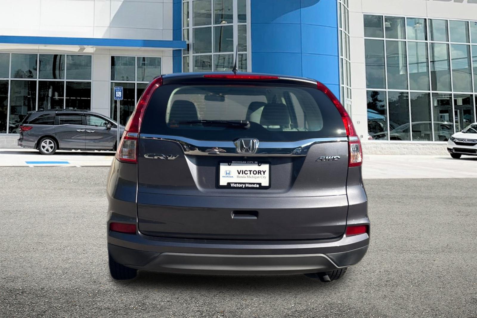 Used 2015 Modern Steel Metallic Honda LX image 4