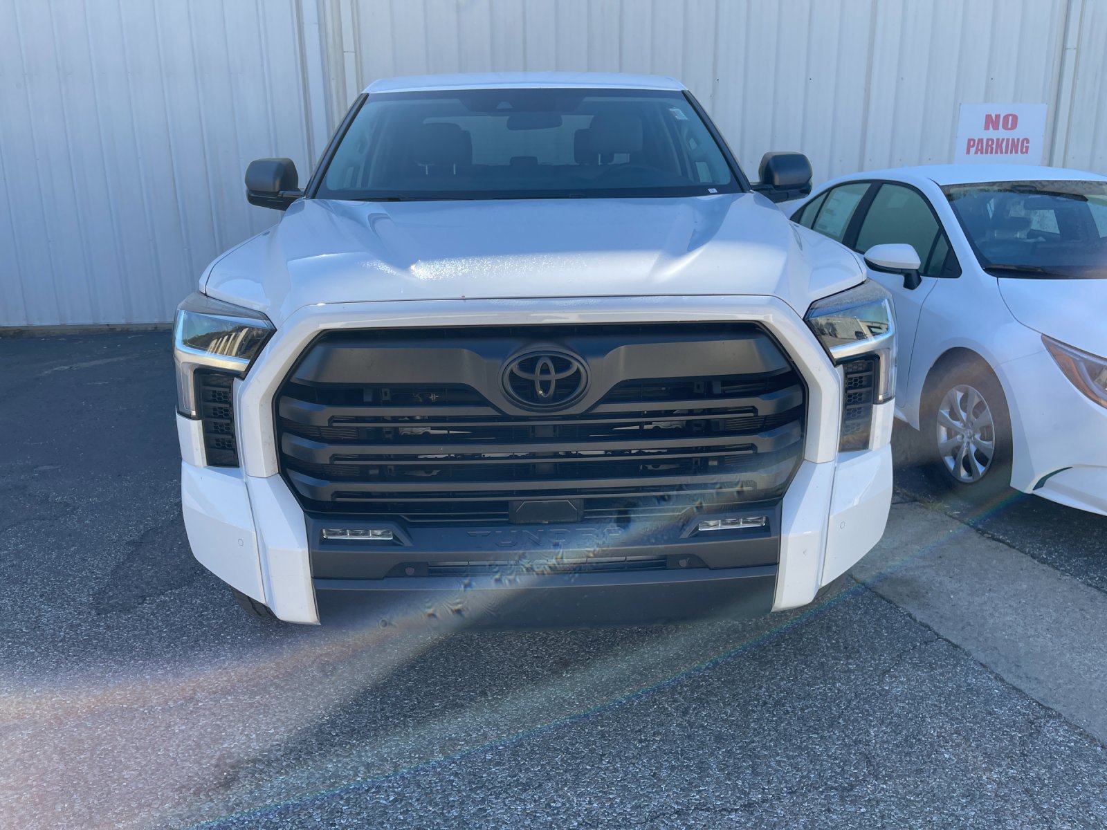 Used 2024 White Toyota SR5 image 6