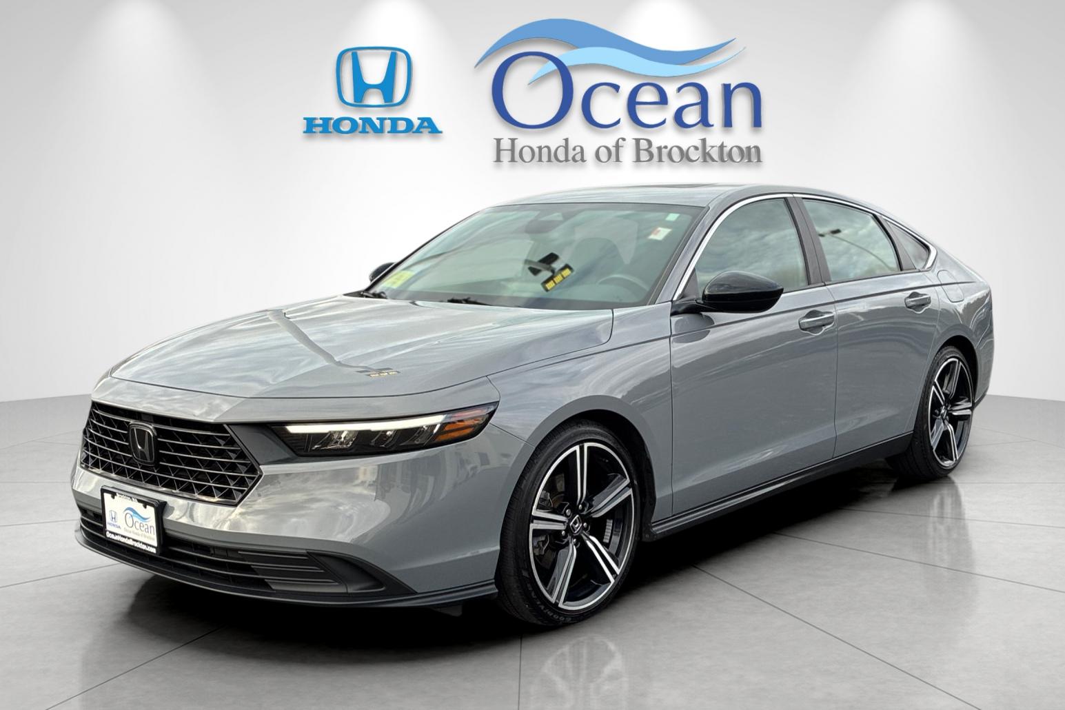 Used 2024 Urban Gray Pearl Honda Sport image 6