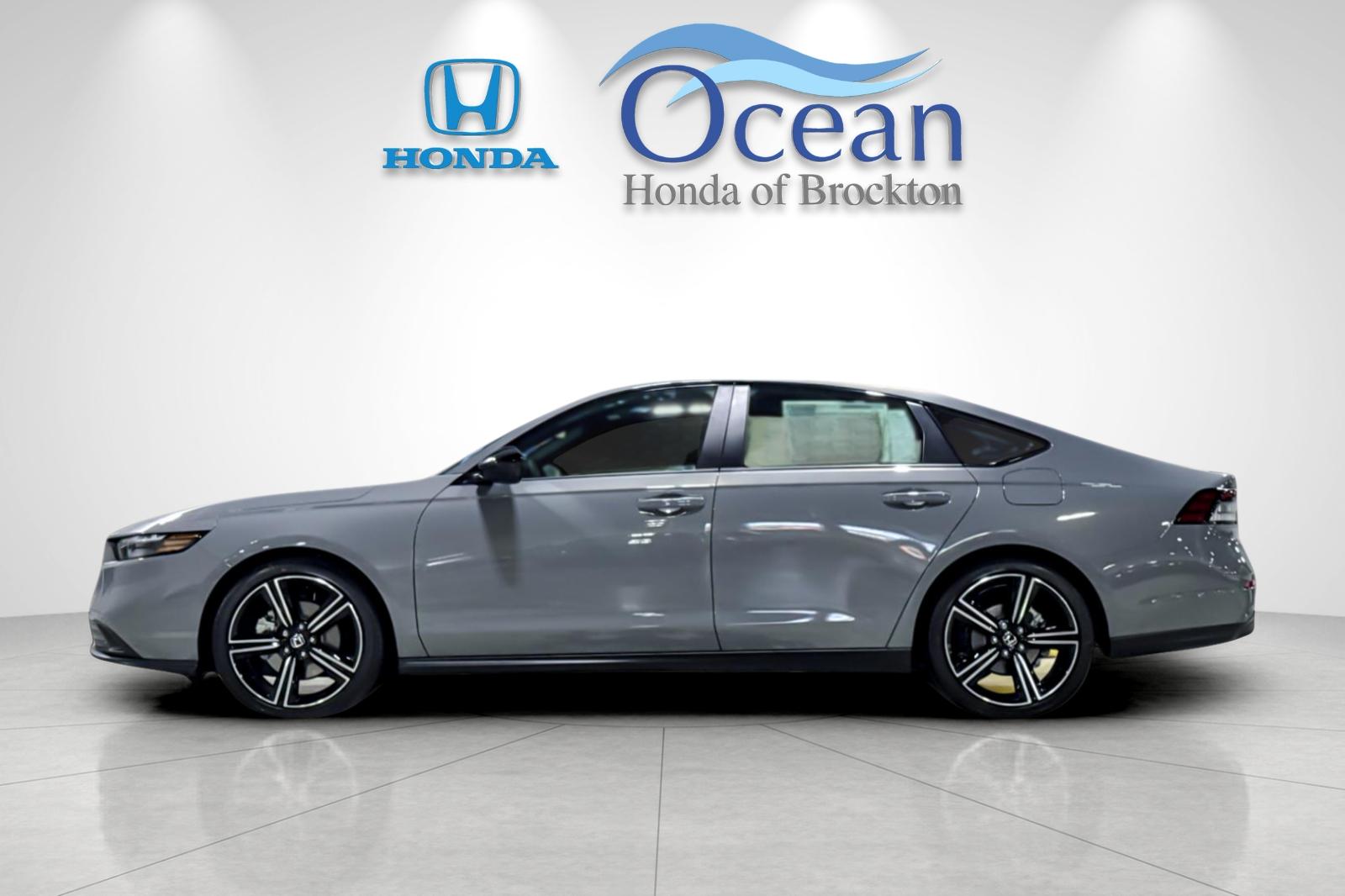 New 2026 Urban Gray Pearl Honda Sport image 2