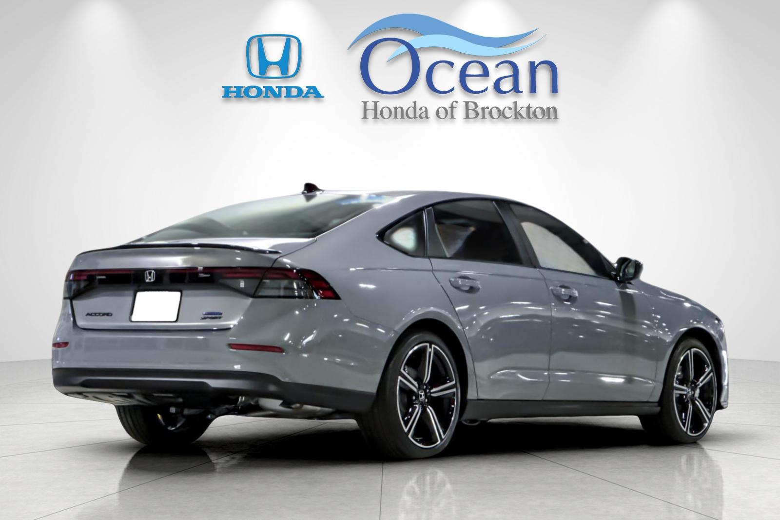 New 2026 Urban Gray Pearl Honda Sport image 5