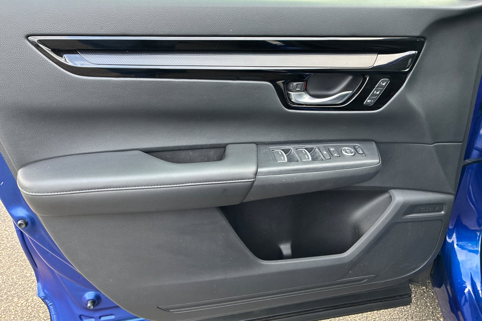 Used 2024 Canyon River Blue Metallic Honda EX-L image 12